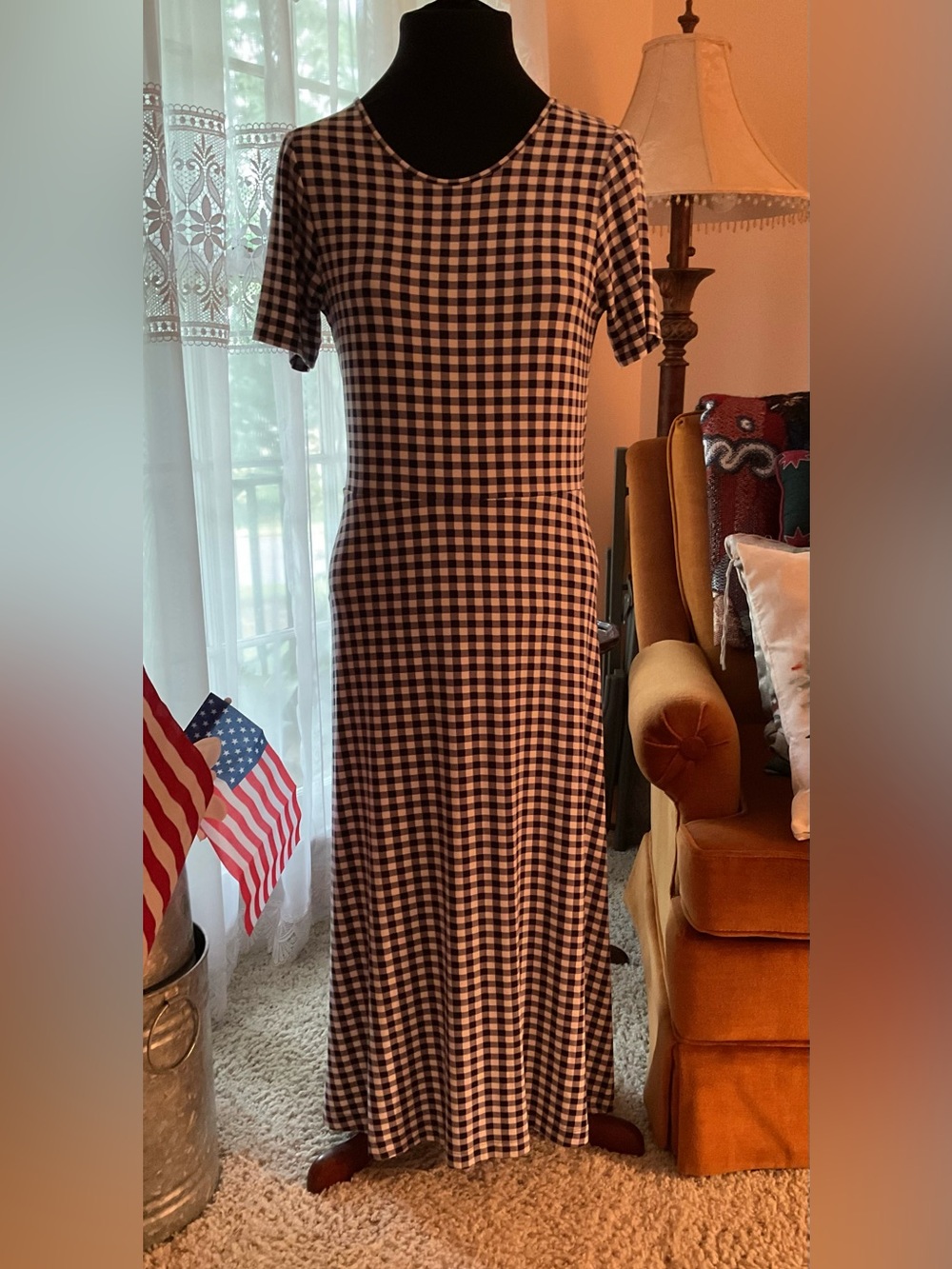 Draper James Tammy Gingham T-Shirt Midi Dress Navy and White Small EUC
